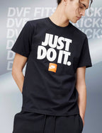 Nike Men's Club Just Do It Graphic T-Shirt