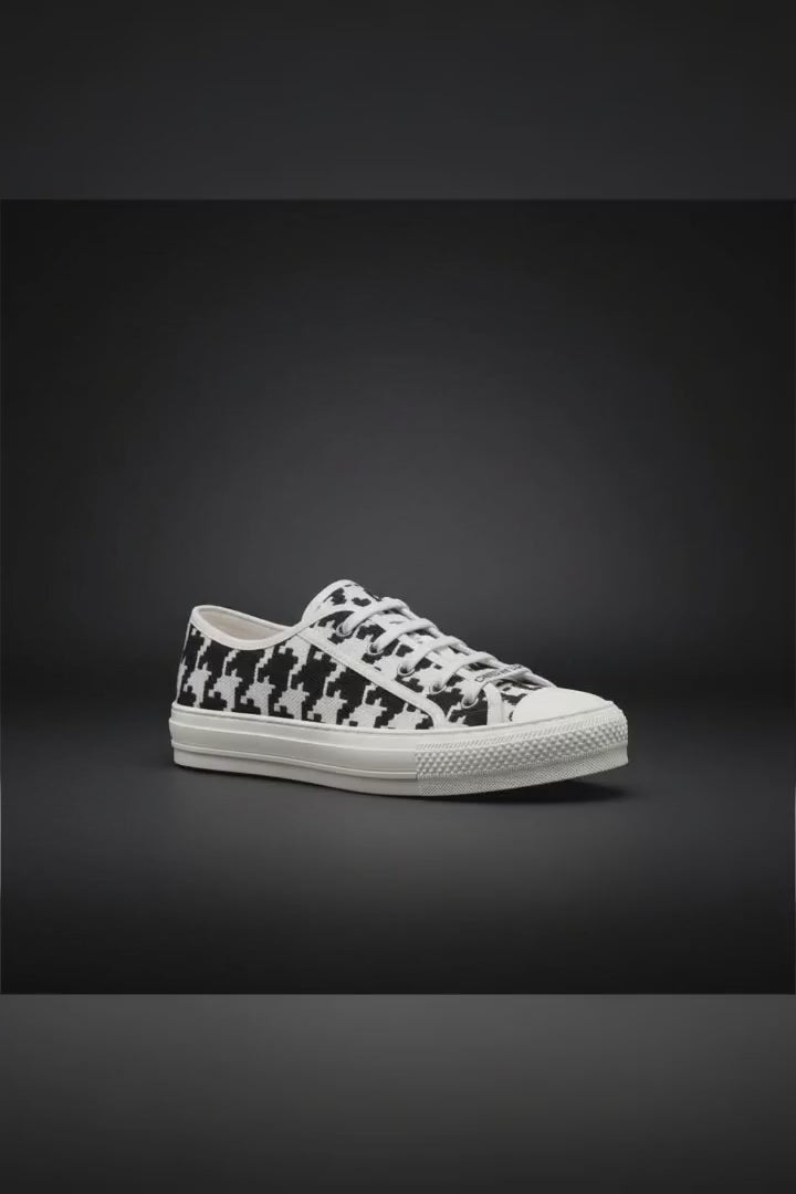 Women's Walk'N'Dior Sneakers Embroidered Canvas